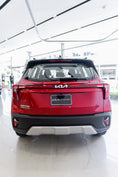 Cargar la imagen en la vista de la galería, Seltos_kia centromarca - Mars_Orange-4