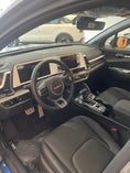 Cargar la imagen en la vista de la galería, Kia Sportage 2024 Venezuela | SUV Mediano, Potente y Seguro
